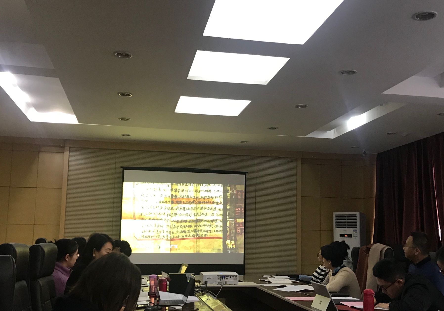 1574646184268_461a42ef-31b9-4a9d-ebe9-ec05f9768053.jpg 观看榜样4.jpg